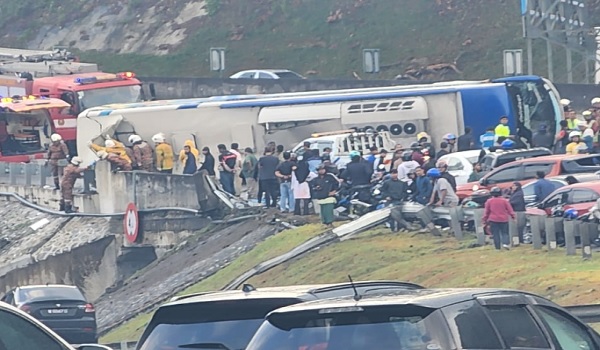 2903 KEMALANGAN KARAK 3